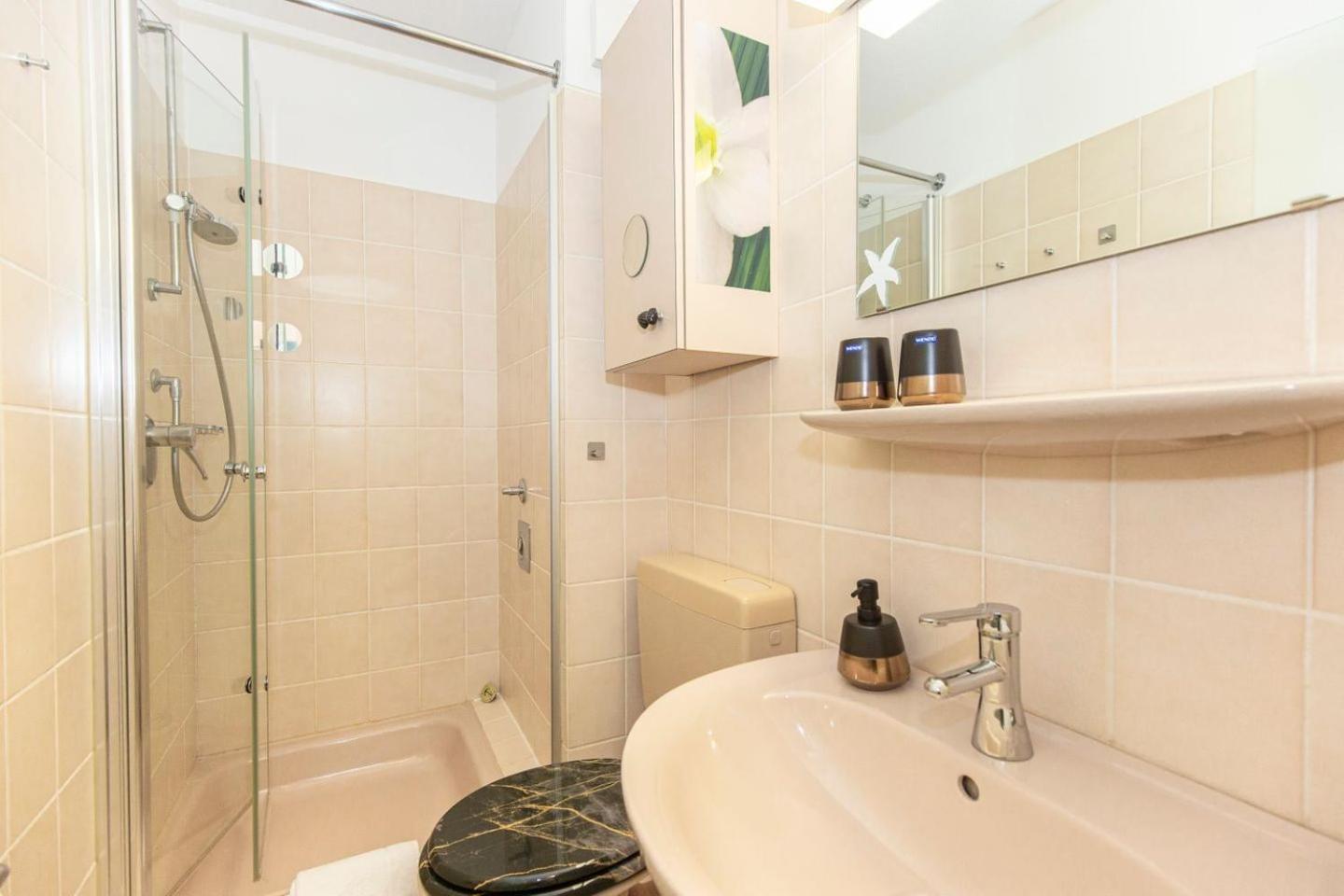 Lord Nelson Cuxhaven Apartment ภายนอก รูปภาพ